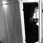 Le Blockhaus De Et Bed & Breakfast Domleger-Longvillers